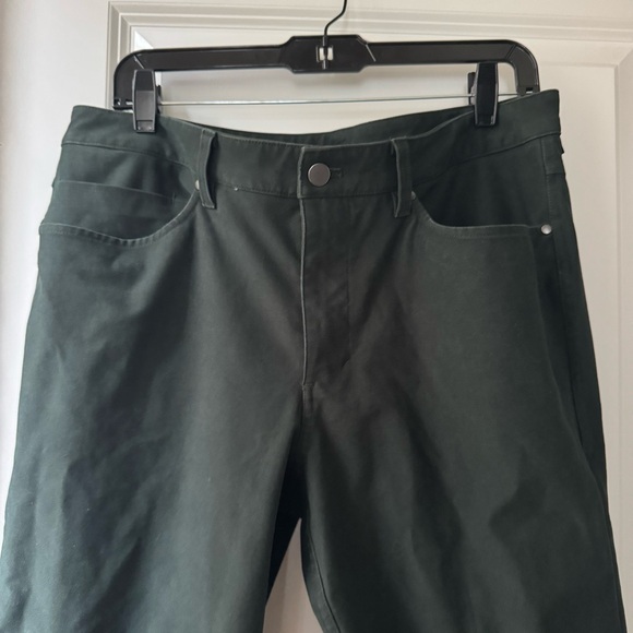 lululemon athletica Men's Chinos in Dark Green - Picture 1 of 8